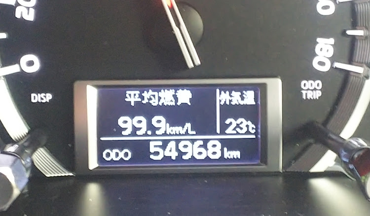 ハイエースバンのロワっちさんが投稿したカスタム事例の投稿画像1枚目