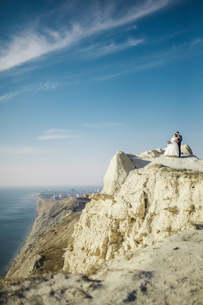 Fotografo di matrimoni Lenura Cemenko (lenura). Foto del 8 febbraio 2018