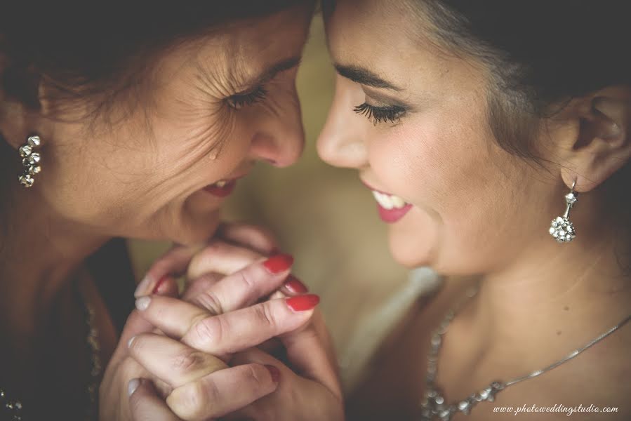 Fotograful de nuntă Alfredo Filosa (photoweddingstu). Fotografia din 15 decembrie 2015