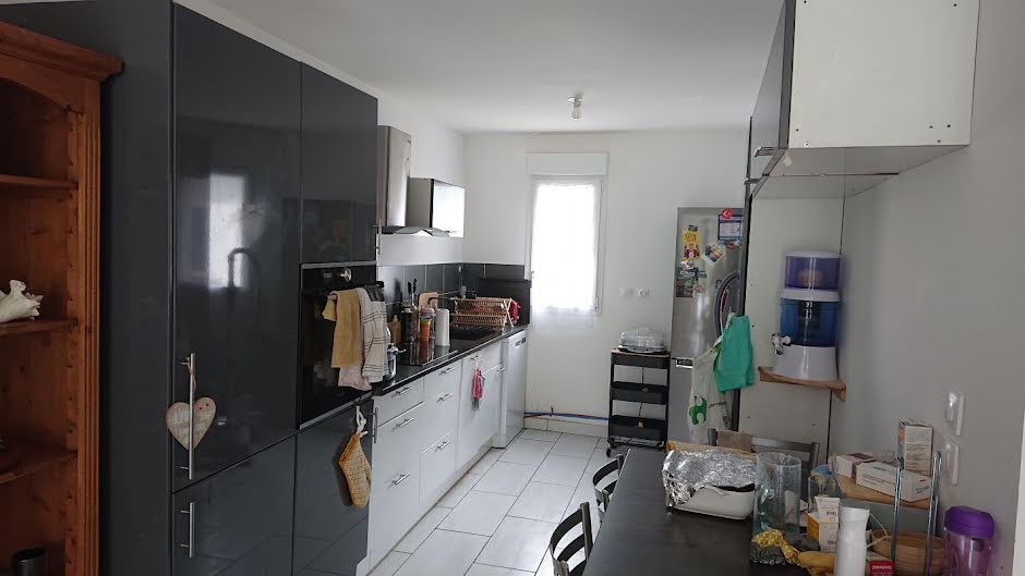 Location  maison 4 pièces 95 m² à Saint-Pierre-des-Corps (37700), 980 €