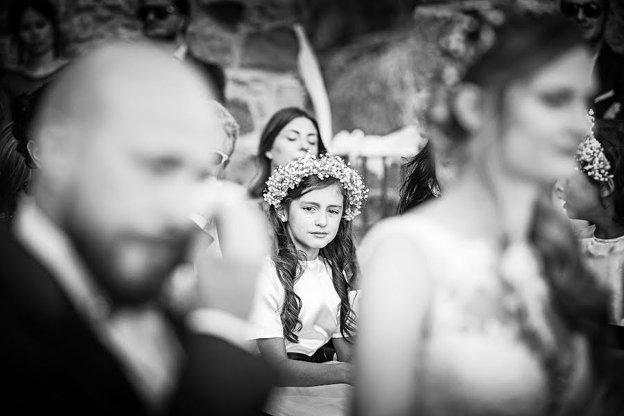 Fotografo di matrimoni Marco Cammertoni (marcocammertoni). Foto del 3 febbraio 2020