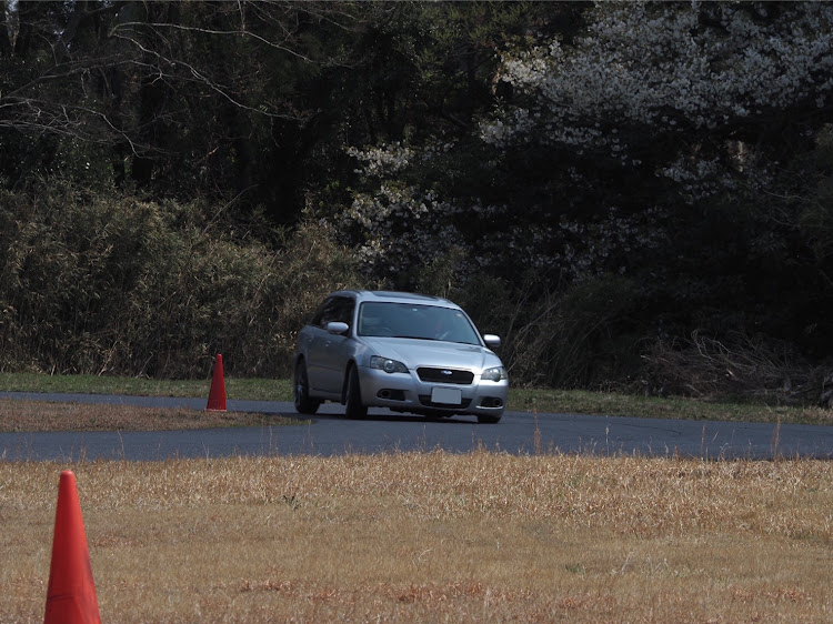 レガシィツーリングワゴンのblitzen・サーキット走行・はじめてのサーキット・ナリタモーターランドに関するカスタム事例の投稿画像5枚目