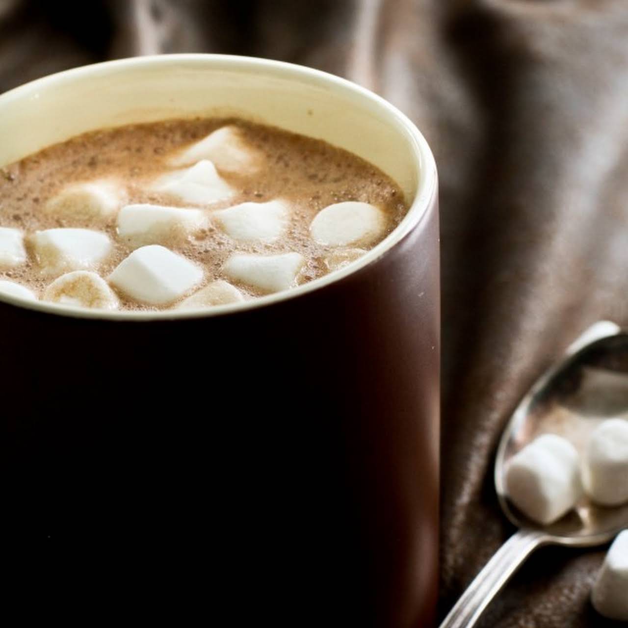 The Best Homemade Hot Cocoa