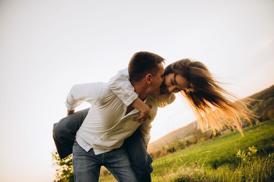 Wedding photographer Aleksandr Demidenko (demudenkoalex). Photo of 15 May 2022