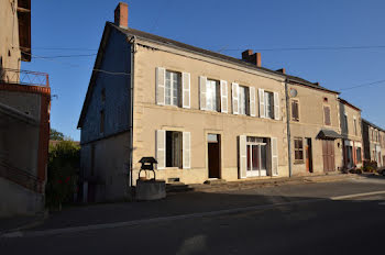 maison à Saint-Sauvier (03)