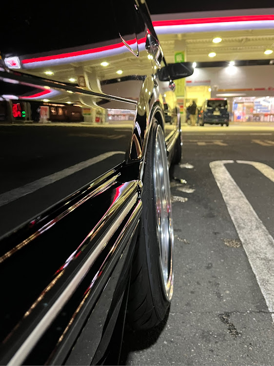セドリックのホイールショット・work seeker fx・Y31・洗車後パシャリ・お題に乗っかってみたに関するカスタム事例の投稿画像3枚目