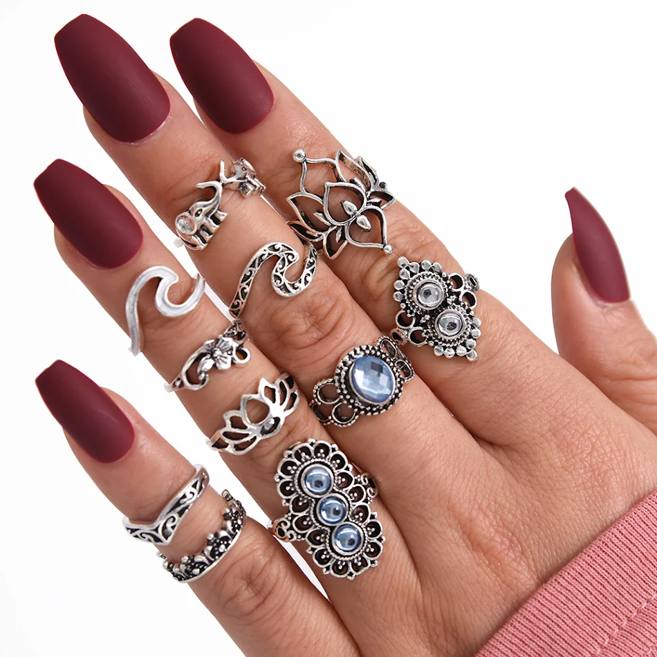 Conjunto de Anéis 11 Peças Vintage com Lotus, Ondas, Elefante, Diamantes e Coroa. Jóia Especial