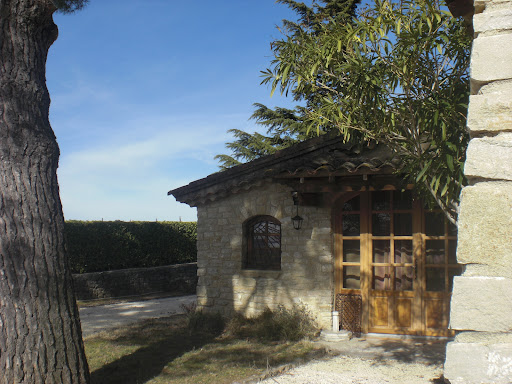 Propriété avec piscine et jardin 2