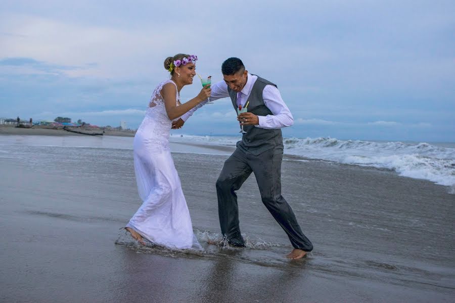 Φωτογράφος γάμων Edwin González (edwingonzalez). Φωτογραφία: 27 Απριλίου 2020
