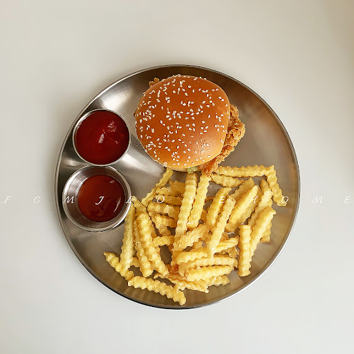 Title 4, Stainless Steel Round Plate Durable and Hygieni...