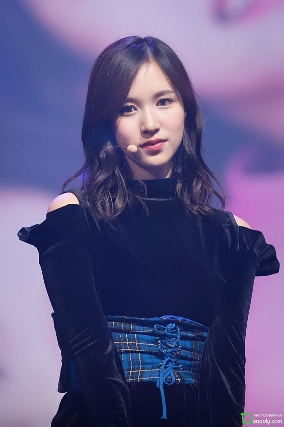 mina noir 54