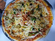 Sizzling Pizza photo 8