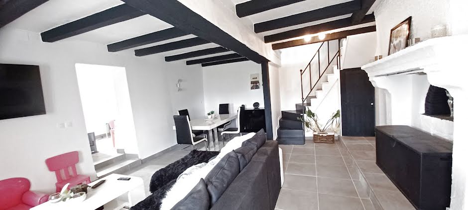 Vente maison 4 pièces 72 m² à Saint-Hilaire (03440), 86 300 €