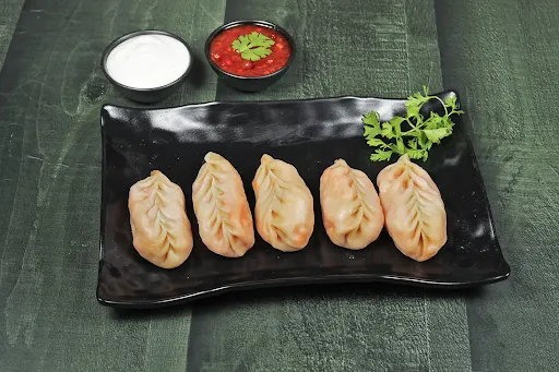 Chicken Achari Steamed Momos [8 Pieces]