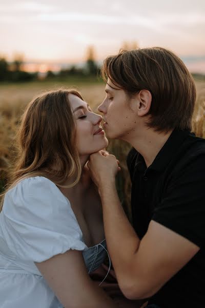 Fotografo di matrimoni Alena Kolyasnikova (fotokolasnikova). Foto del 10 maggio