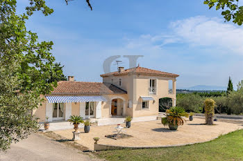 villa à Saint-Rémy-de-Provence (13)