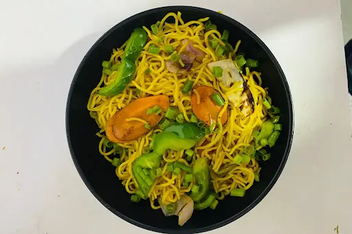 Veg Hakka Noodles