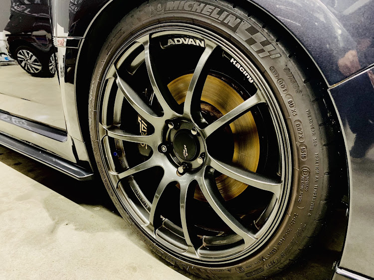 インプレッサ WRX STIのガラスコーティング・インプレッサWRXSTI・GVB・キーパーラボ・ガンメタに関するカスタム事例の投稿画像4枚目