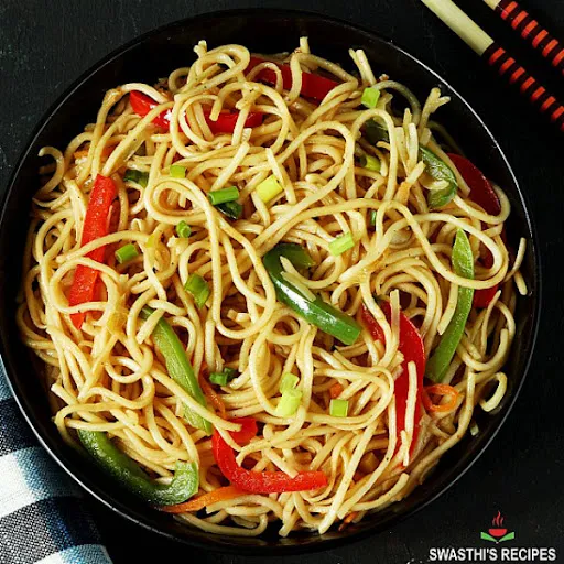 Hakka Noodles Veg