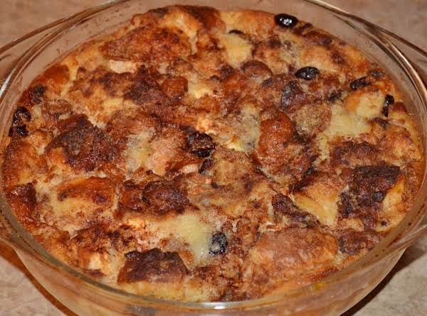 Old Fashioned Bread Pudding_image