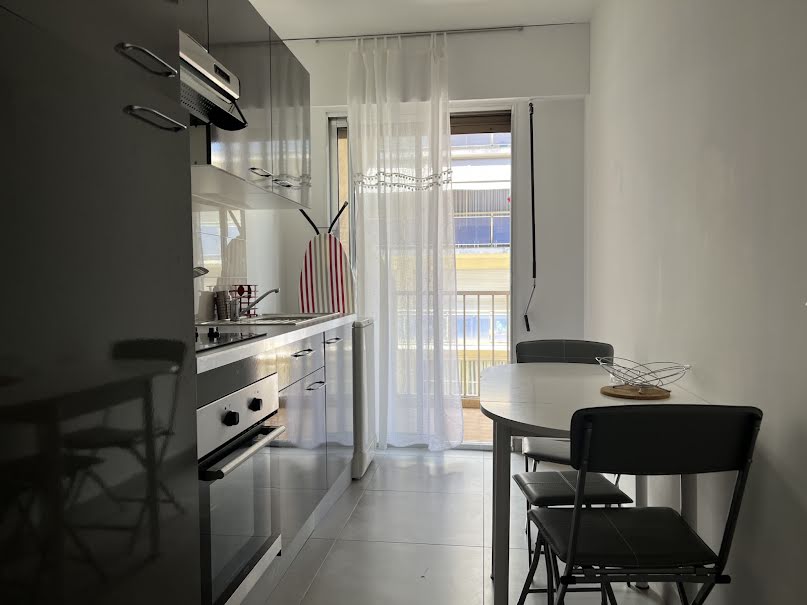 Location meublée appartement 1 pièce 28.7 m² à Bastia (20200), 550 €