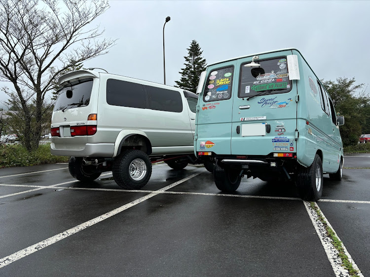 グランビアのネオクラオーナーズミーティングに関するカスタム事例の投稿画像1枚目