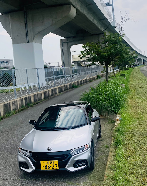 S660の僕が車を停める場所・放熱フィンに関するカスタム事例の投稿画像1枚目