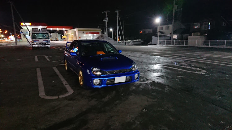 インプレッサ WRX STIの渋いグリルレス・丸目フェイスがたまらないに関するカスタム事例の投稿画像1枚目