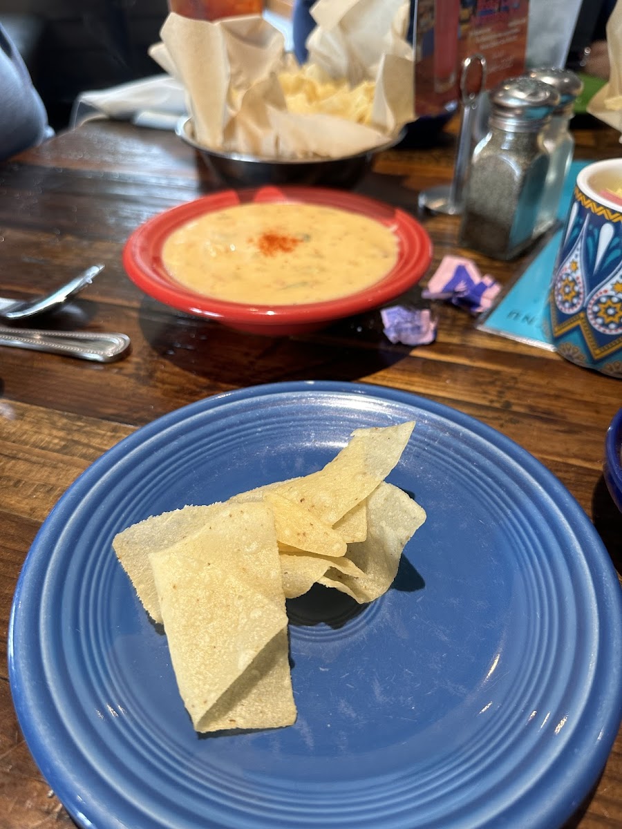 Chips & Queso