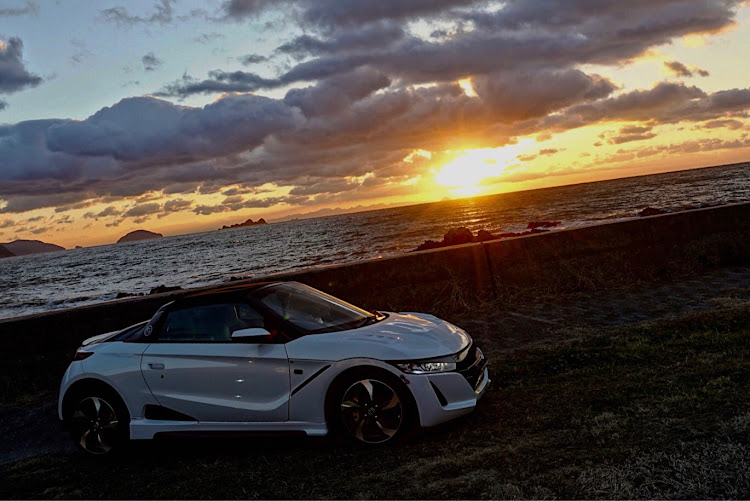 S660の過去画像・ネタない・ねむたい・洗車したい・冬に関するカスタム事例の投稿画像1枚目