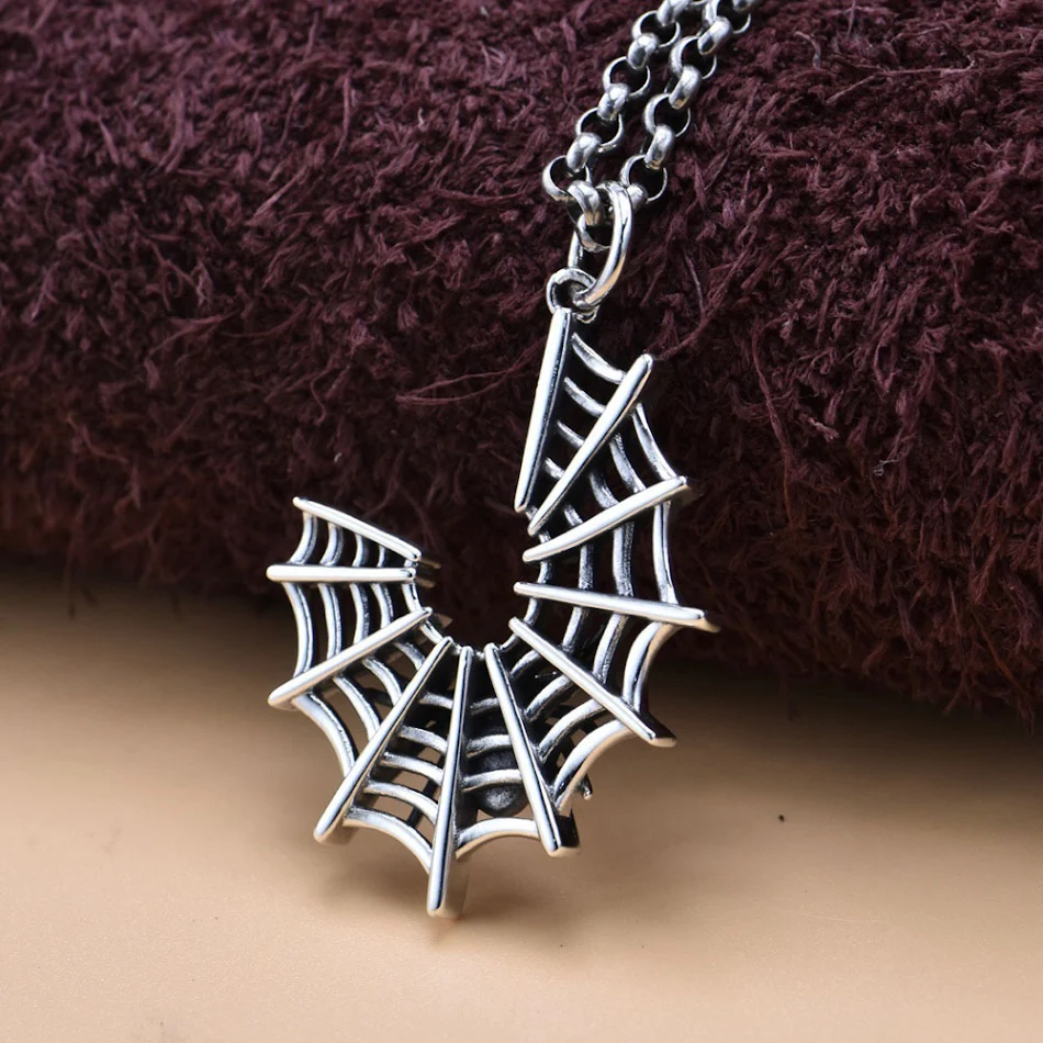 Colgante de telaraña gótico de plata de ley S925, adorno de collar para un estilo único y oscuro, perfecto para amantes de la moda.