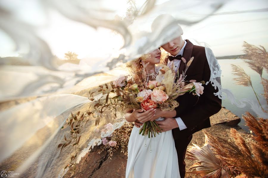 Fotografo di matrimoni Artem Goncharov (odinmig). Foto del 21 marzo 2020