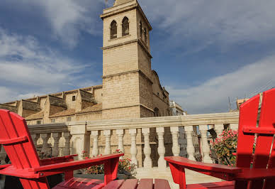 Maison avec piscine et terrasse 15