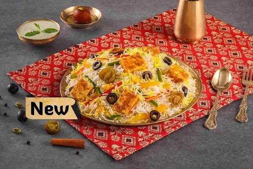 Zaitooni Paneer Dum Biryani (Veg Paneer Dum Biryani-Serves 1)