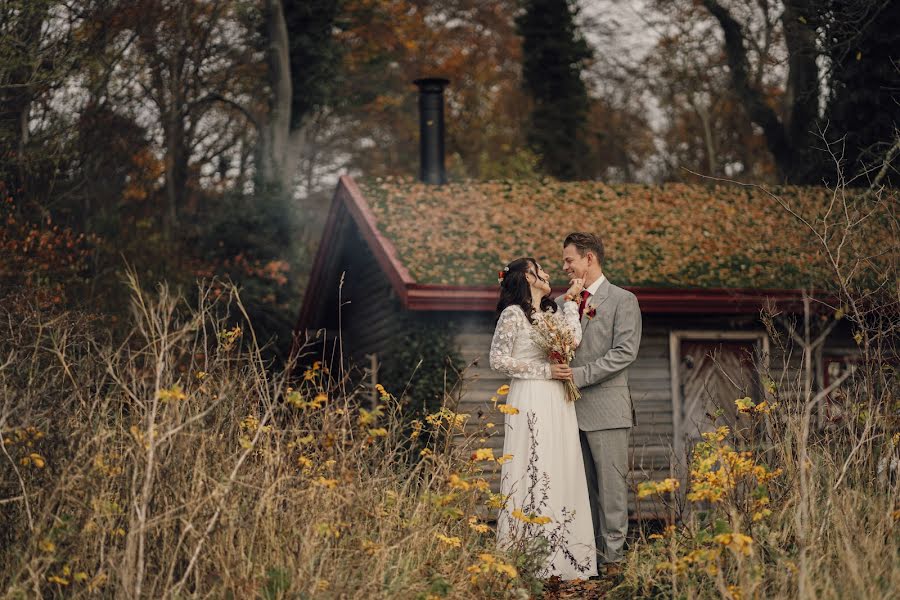 婚礼摄影师Catalina Dumitrascu（cphweddings）。2021 11月13日的照片