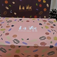 LAVIE (La Vie) CAFE