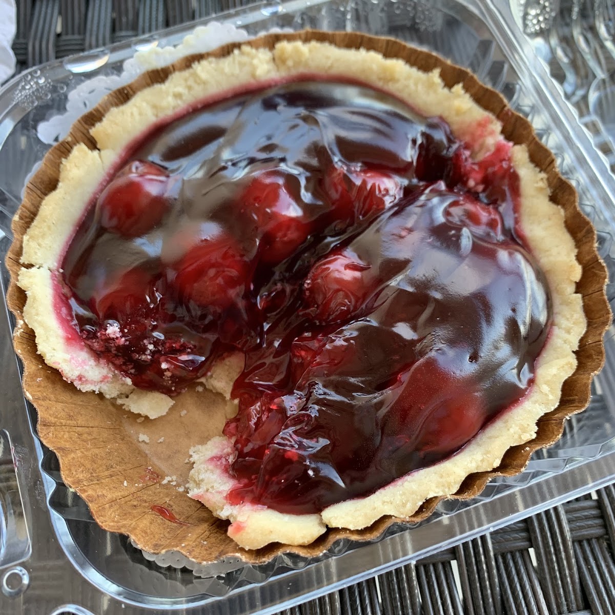 Yummy gf cherry tart!