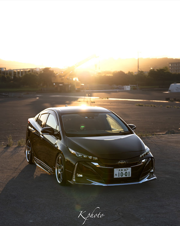 プリウスPHVのプリウス・車が好きな人と繋がりたい・一眼・ローリングショットに関するカスタム事例の投稿画像4枚目