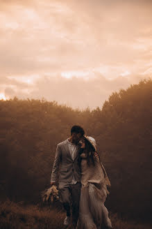 Fotógrafo de casamento Vladlen Lisenko (vladlenlysenko). Foto de 31 de março 2022