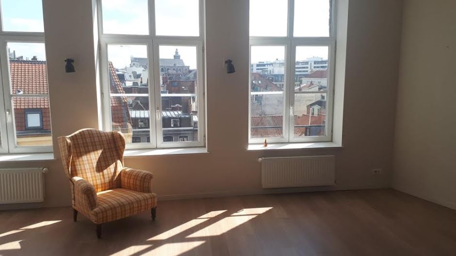 Location  appartement 3 pièces 72 m² à Lille (59000), 1 176 €