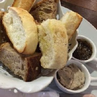 孔雀Peacock Bistro 歐亞料理餐酒館