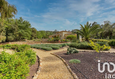 House with pool and terrace 2