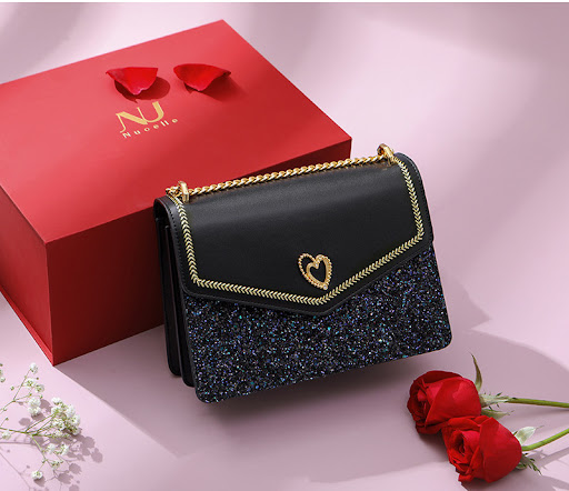 Title 7, New Chain Love Starry Sky Diagonal Shoulder Bag...