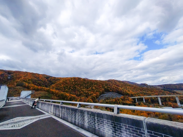 セレナのいつもいいね＆コメントありがとうございます・セレナNISMO・朝里ダム・定山渓温泉・オタルナイ湖に関するカスタム事例の投稿画像4枚目