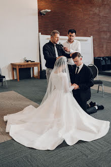 Fotógrafo de casamento Pavel Lazurko (pavellfoto). Foto de 3 de agosto 2023