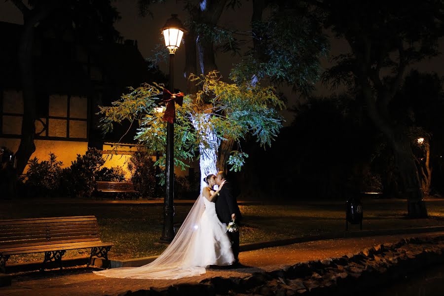 Wedding photographer Carlos Nieva Euribe (enriqueeuribe). Photo of 16 September 2021