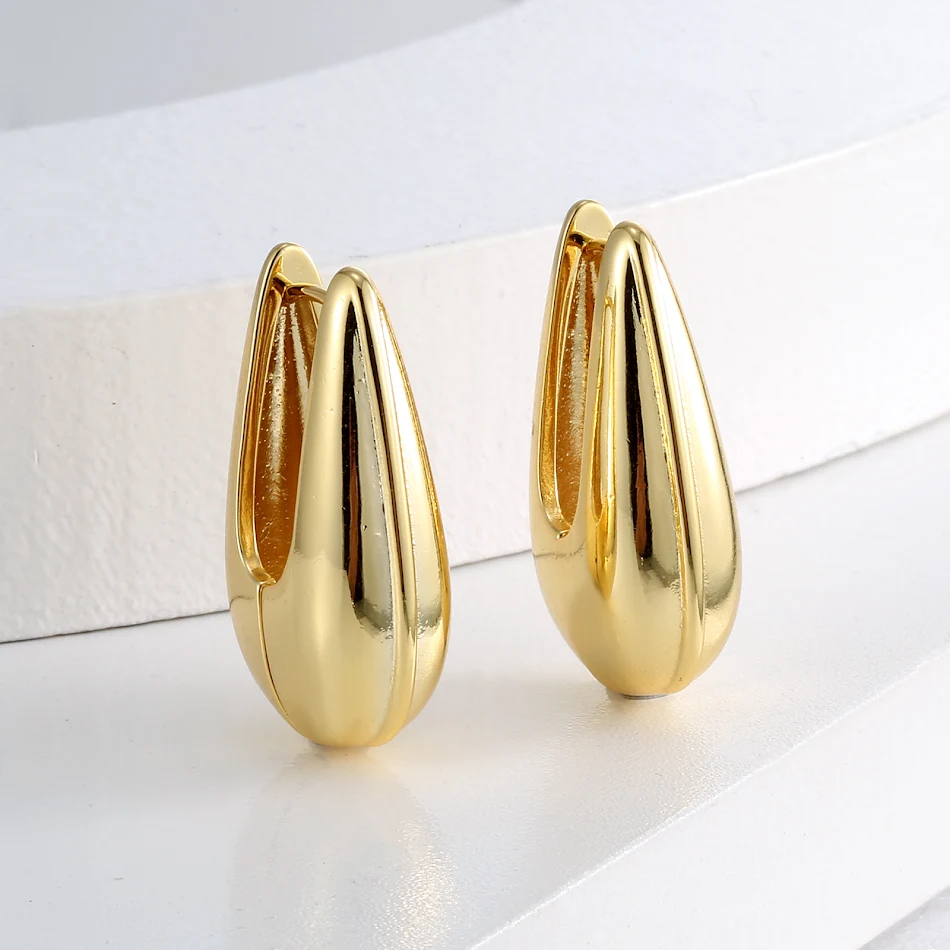 Pendientes para mujer retro grandes en forma de gota de agua, sencillos y brillantes, perfectos para un look fresco y elegante diario.