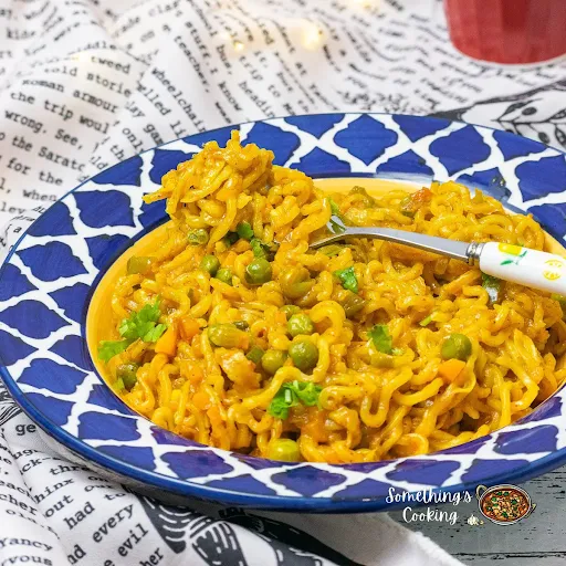 Matar Paneer Maggi [Serves 1]