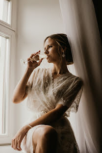 Nhiếp ảnh gia ảnh cưới Kristina Aleksandrova (alexandr0va). Ảnh của 25 tháng 8 2019