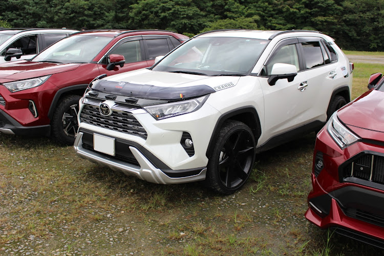 RAV4のオフ会・好きにまみれろ‼️・泥にまみれろ‼️・キズにまみれろ⁉️ぴえん💦に関するカスタム事例の投稿画像4枚目